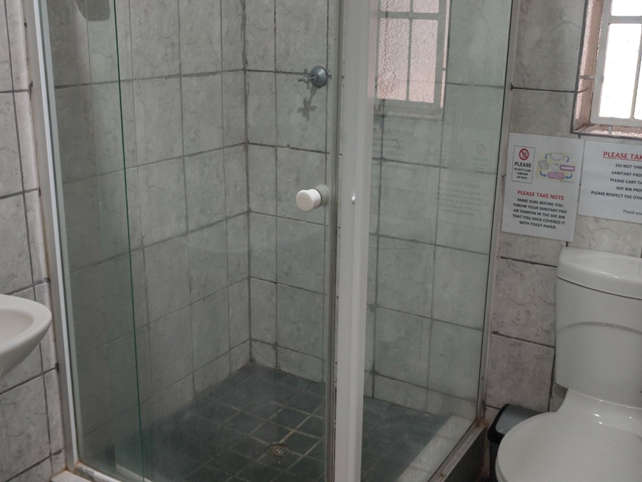 10 Bedroom Property for Sale in Brandwag Free State